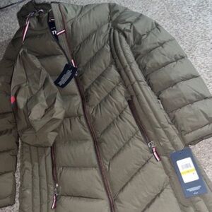 Tommy Hilfiger Womens Hooded Packable Puffer Coat, MultiColor, Size S